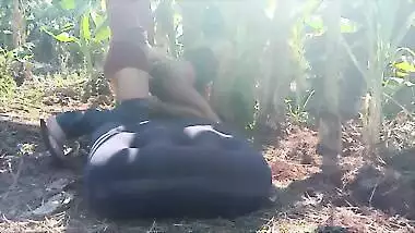 Encontrei Uma Morena Na Amazonia Fodi O Boceta Dela E Gosei Na Cara - Linda India