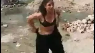 Paki randi strip her cloths outdoor in front police and saying