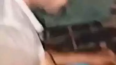 Desi whore in sari tempts boy into a XXX act of procreating on camera