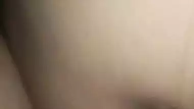 Lady from Pokhara uses lube to fuck in a Nepali sex video
