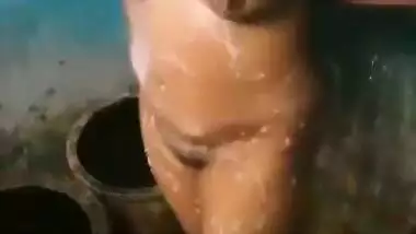 Desi aunt full nude bating recorded for lover