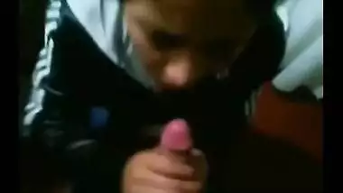 Chandigarh teen babe does not waste a drop of cum!