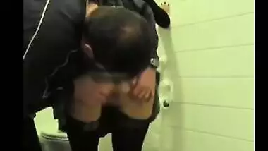 Huge ass Indian office girl from Bengaluru anal sex in doggy style