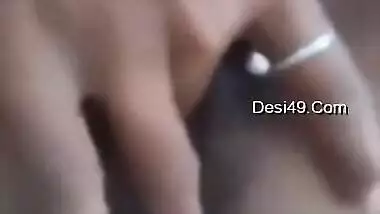 Today Exclusive- Desi Village Girl Showing Her Boobs And Pussy Part 5