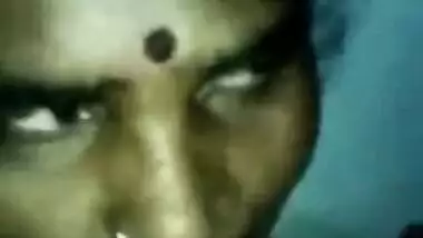 Mature Indian makes her XXX breasts public and boy touches sex nipples