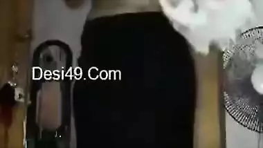 Today Exclusive- Sexy Lankan Wife Showing Her Boobs And Pussy Part 1