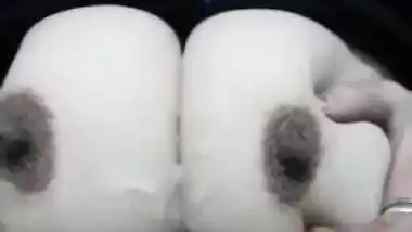 Point of view porn video of Indian guy cumming on girl's breasts