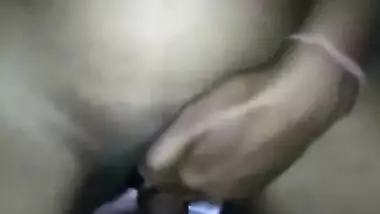 Desi married wife Lund per kuad kuad Kar maza lete hui with moaning