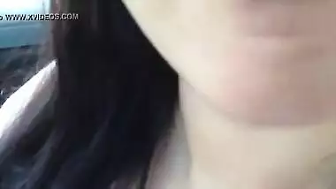 Boobs n cunt play in car at Beach