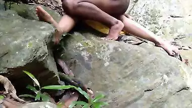 Mom Risky Outdoor Fucked By Stranger During Bath In River Public Sex