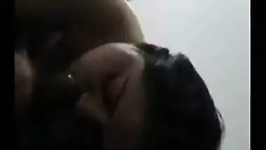 Best Indian porn mms of mature bhabhi hot blowjob session with lover