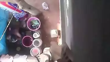 Indian Aunty Outdoor Bath - Movies. video2porn2