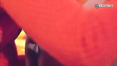 Man sucks nipples and licks sweet XXX pussy of Desi wench on the bed