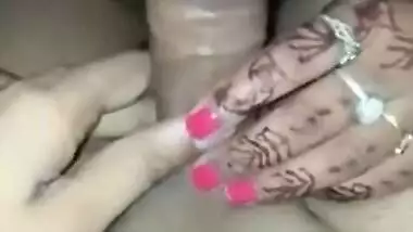 Amateur porn video in which Indian MILF carefully sucks husband's cock