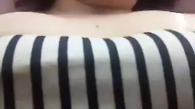 Today Exclusive- Sexy Nri Paki Wife Boobs And Pussy Record By Hubby