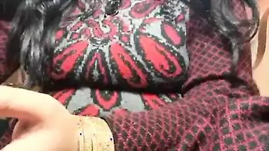 Sultry Desi female flashes her big XXX melons from under the dress