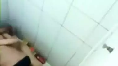 Free Indian porn of Goa cousin sister hardcore sex in toilet