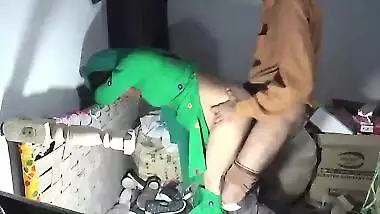Desi mom fucked by shop keeper in back store