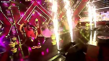 Milf Anchor Shyamala Rare Super Hot Fleshy Jiggling Deep Navel Exposing Dance