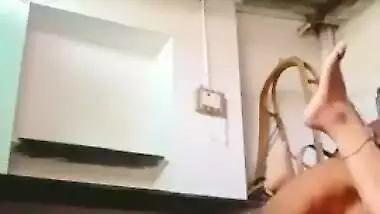 Husband make Desi girl's pussy wet before XXX sesh in front of camera
