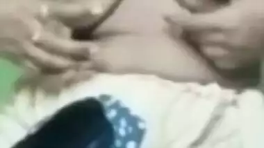 Indian aunty takes off bra to brag about XXX fruits on the camera