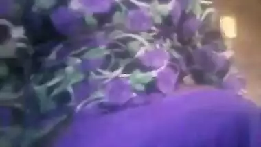 Chubby Bhabhi wife displays tits and XXX pussy in quick MMS video