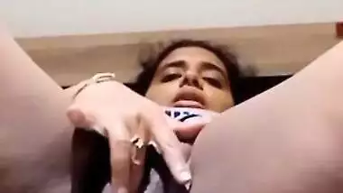 Today Exclusive -sexy Mallu Bhabhi Shows Her Boobs And Pussy Part 1