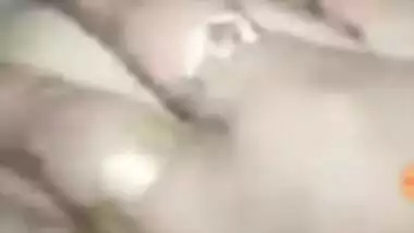 Guy jerks off during porn video call with the dirty-minded Desi wench