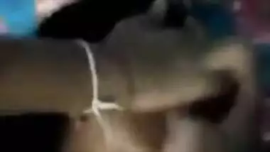 Desi girl enjoy with boyfriend bedroom mms clip