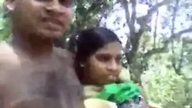 Village lovers outdoor sex play video for the first time