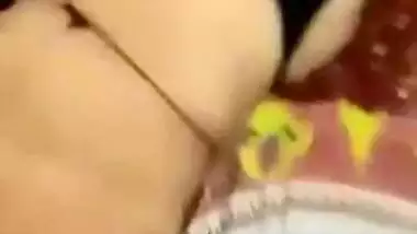 Indian sleeping XXX girl’s nude video recorded by her hubby MMS