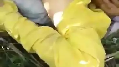 Desi village randi fucking and sucking outdoor with young guys and clear audio