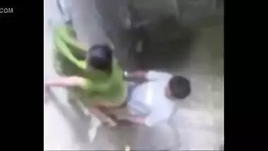 Madrasi Indian desi maid hardcore fuck with worker in village