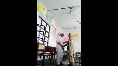 Indian porn video of a hot college girl satisfying her white boyfriend