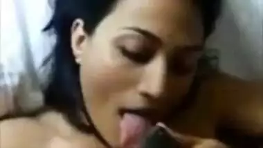 Mature sexy Desi girl oral sex with her boss in a hotel room