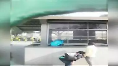 Sex scandal, mms video of Desi aunty suck cock local boy near road