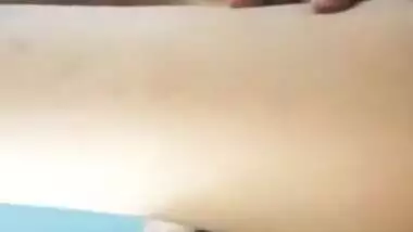 Desi XXX girl gets her pussy licked after giving a blowjob to her lover MMS