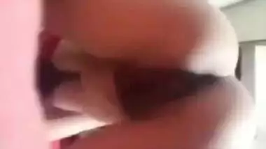Man jerks off to obedient Desi girl masturbating in a XXX private show