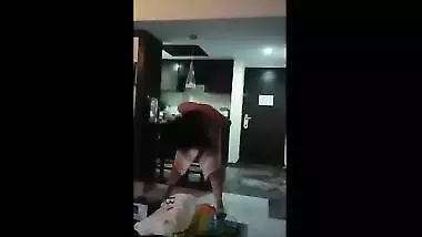 Free porn mms of Desi gorgeous busty figure escort girl dancing on cam