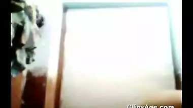 Self made nude bath video of Indian desi girl Gayathri from Karnataka