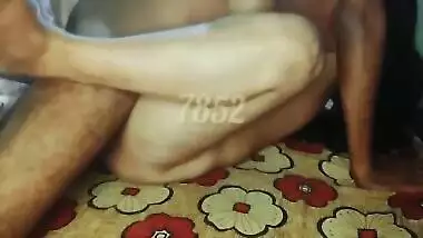 Valentines Day Pe Meri Sali Seema Ki Bengali Friend Pooja Ko Rat Me Apne Ghar Pe Hi Choda Hd Quality - Devar Bhabhi