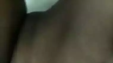 Young guy fucks his GF’s tight pussy in Tamil sex video