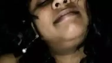 Desi with saggy boobs takes XXX poses on cam in video that becomes MMS