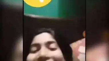 Bangladeshi Beautiful Married Cheating Wife Showing To Lover On Video Call Part 1