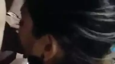 Nri Girl hot pecker engulf of a boss in a hotel room