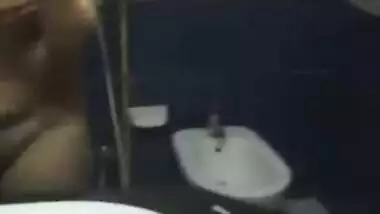 Desi Babe XXX Record Nude Selfie For lover