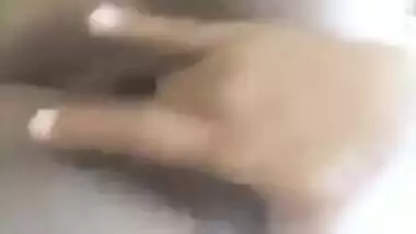 Amateur Desi chick passes a XXX exam in hot MMS self-fucking on camera