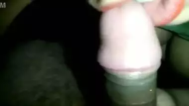 Newly married bhabhi ne apne boobs dikhaya aur mere Lund ko chusa (Hindi Audio).