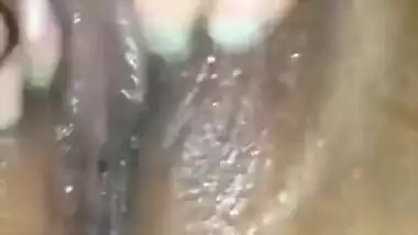 Indian gf wet pussy