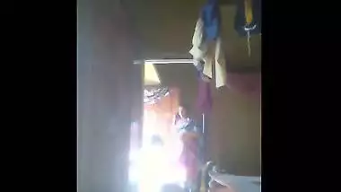 Lonavala college guy records home sex with landlord aunty